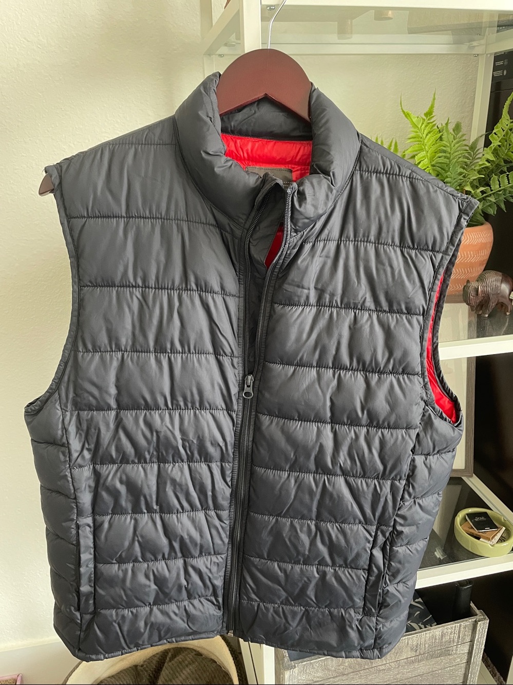 Men's Quilted Puffer Vest - Black with Red Trim